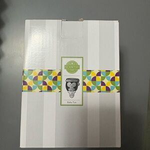 Scentsy Baby Tux Warmer with Geometric Design